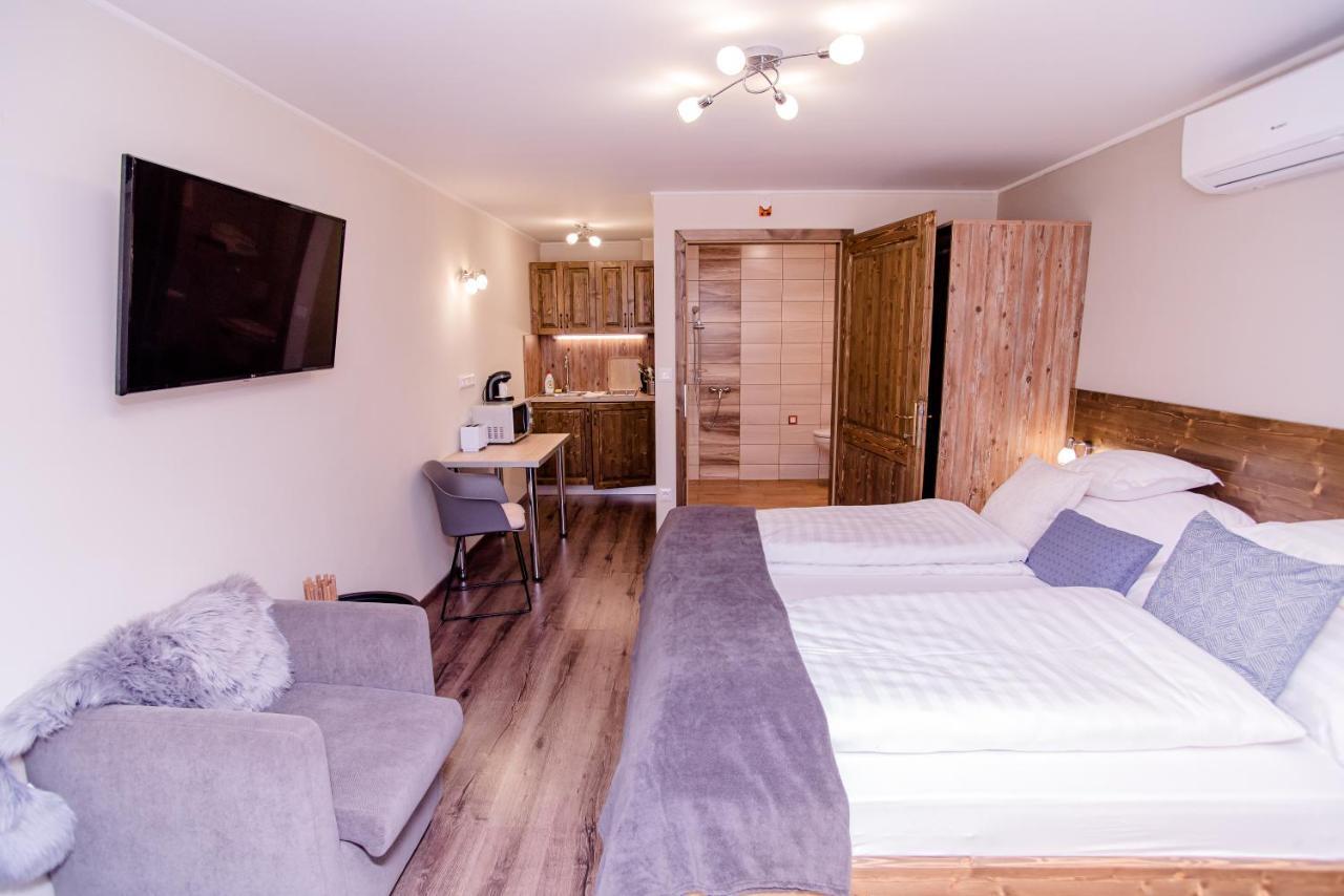 Harom A Kislany Panzio Hotel Heviz Exterior photo